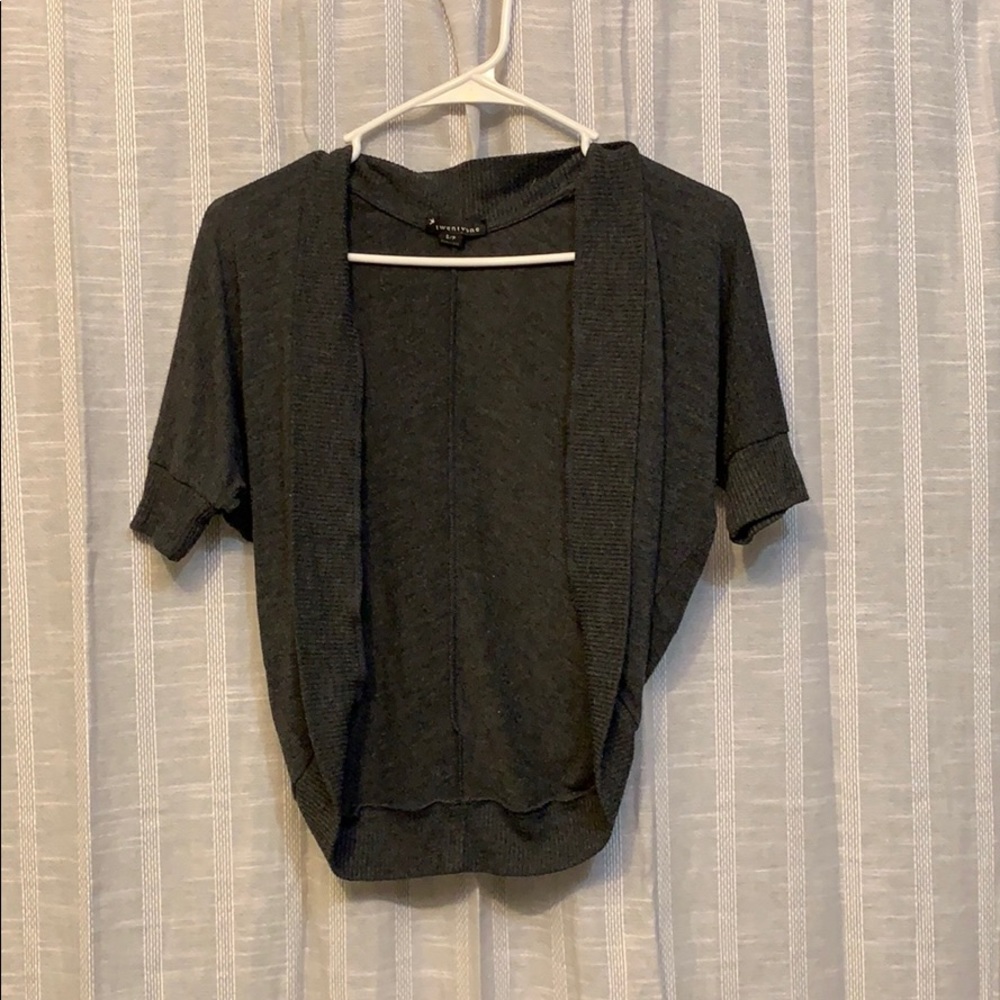 Short sleeve cardigan